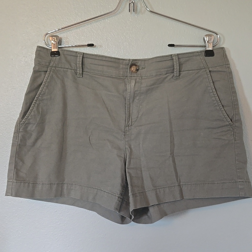 Loft Olive Green The Monroe Shorts Size 10